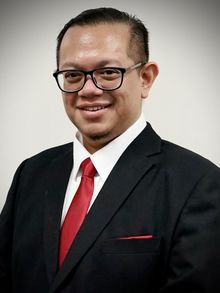 Dr Shams Amir, consultant orthopaedic, hand and microsurgeon at Gleneagles Hospital Kuala Lumpur